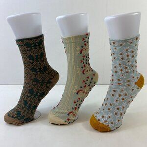 Womens Crew Socks Set 3 Floral Filigree Textured Pattern Green White Brown Beige